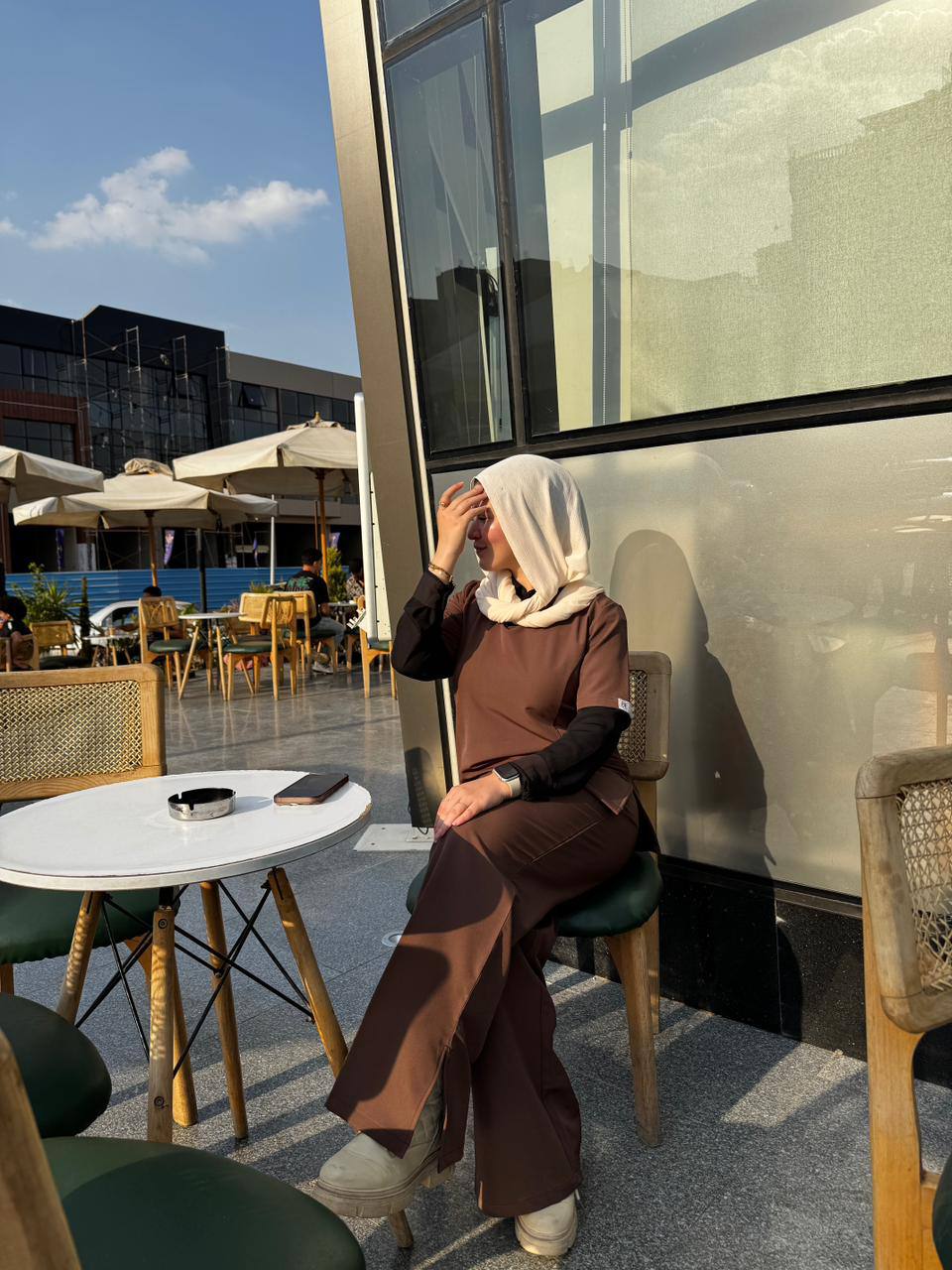 Feminie In Brown