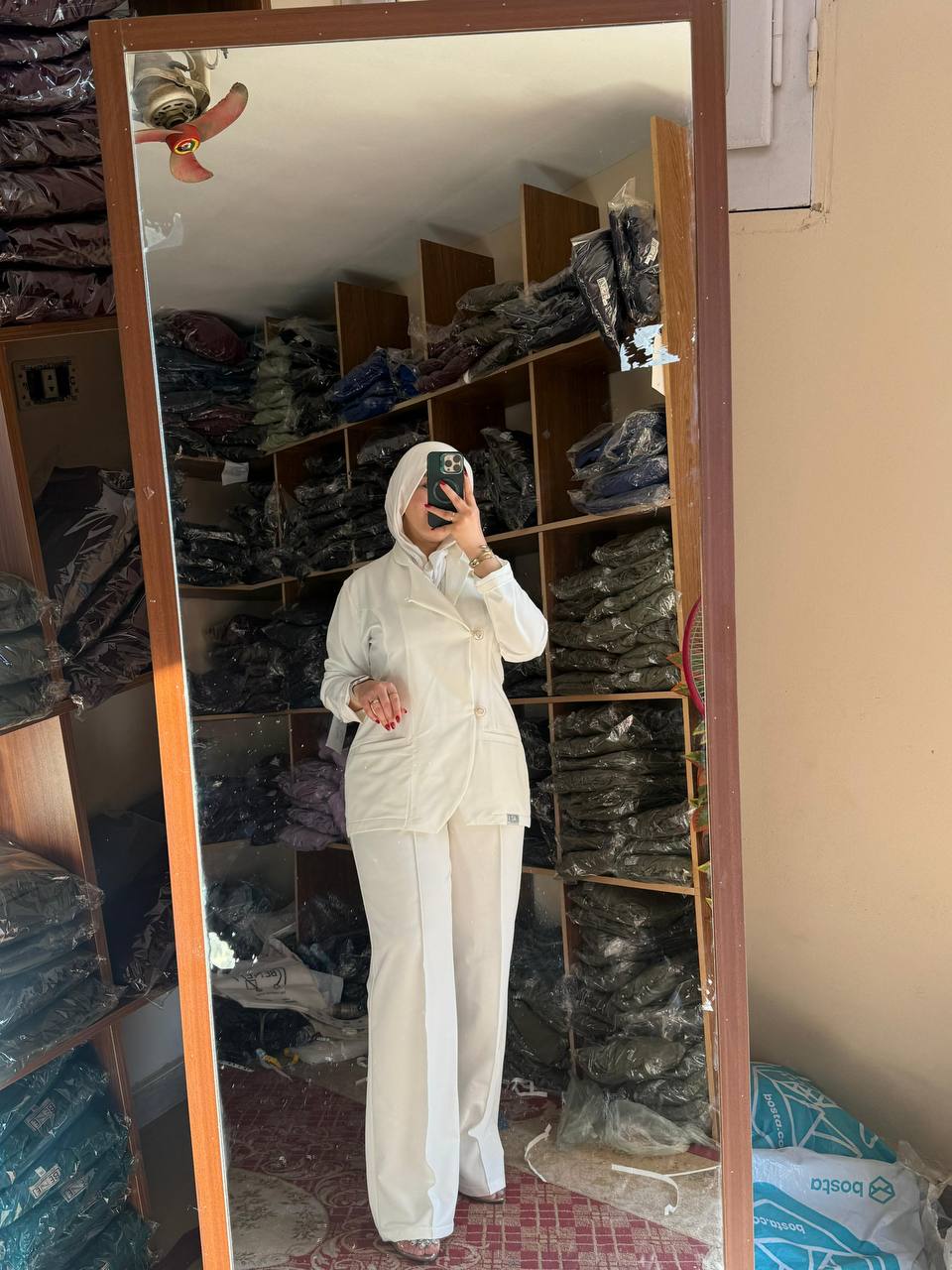Suit In Off-White