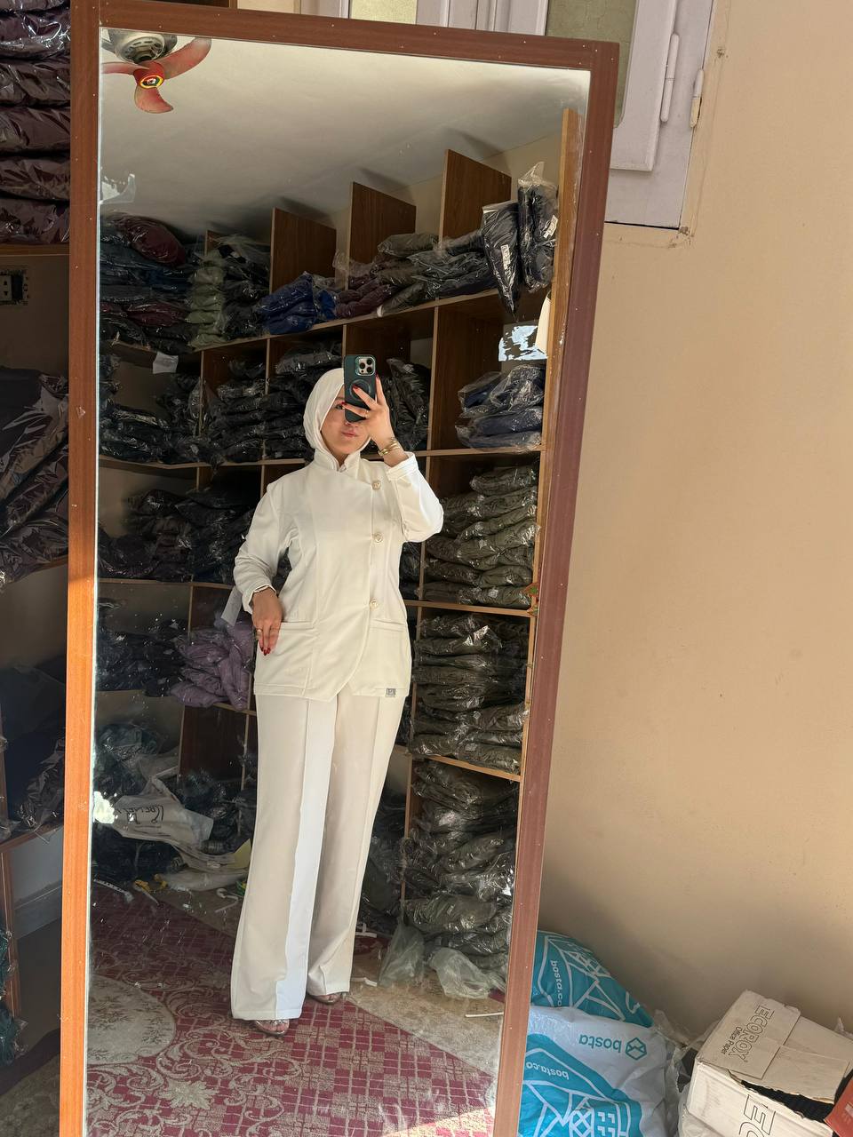 Suit In Off-White