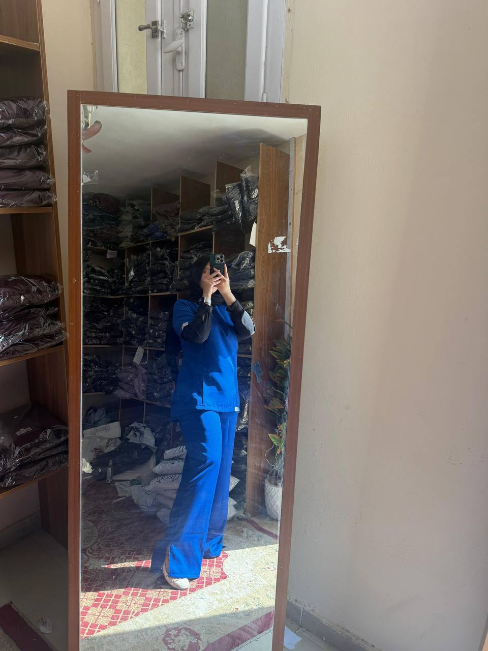 Feminie In Royal Blue