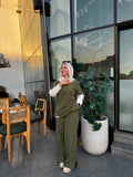 Feminie In Olive
