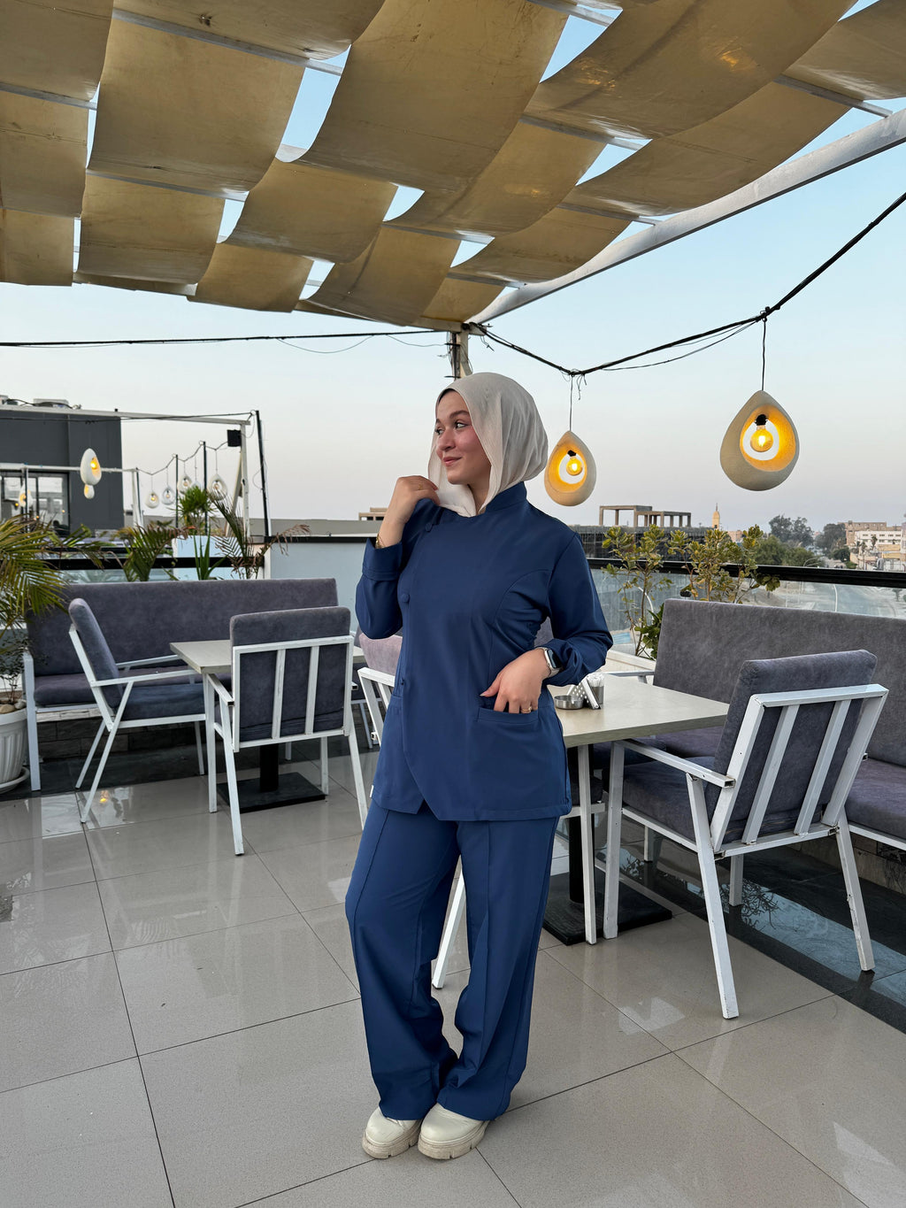 Suit scrub in Petroleum Navy