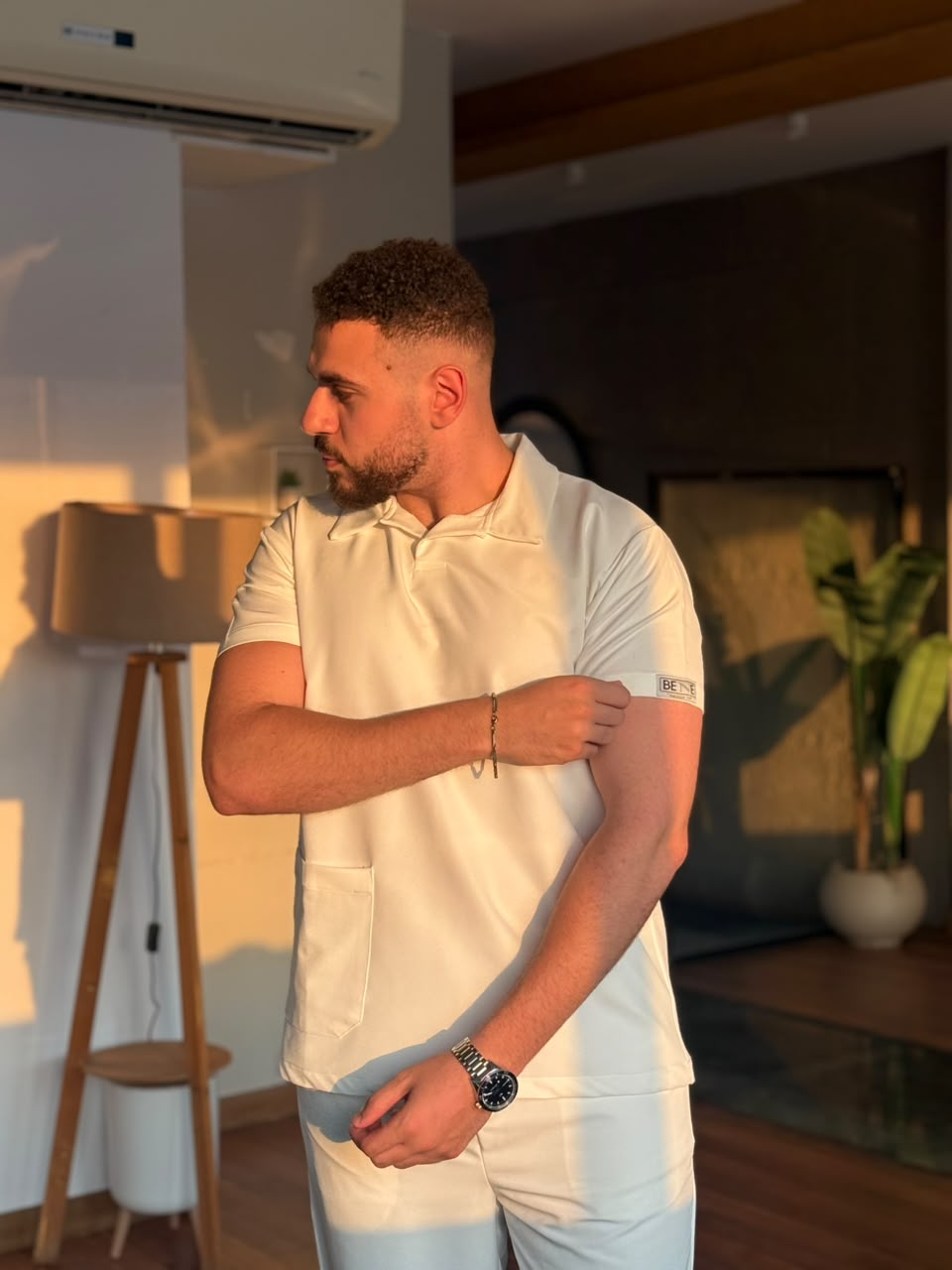 Classic Scrub In White