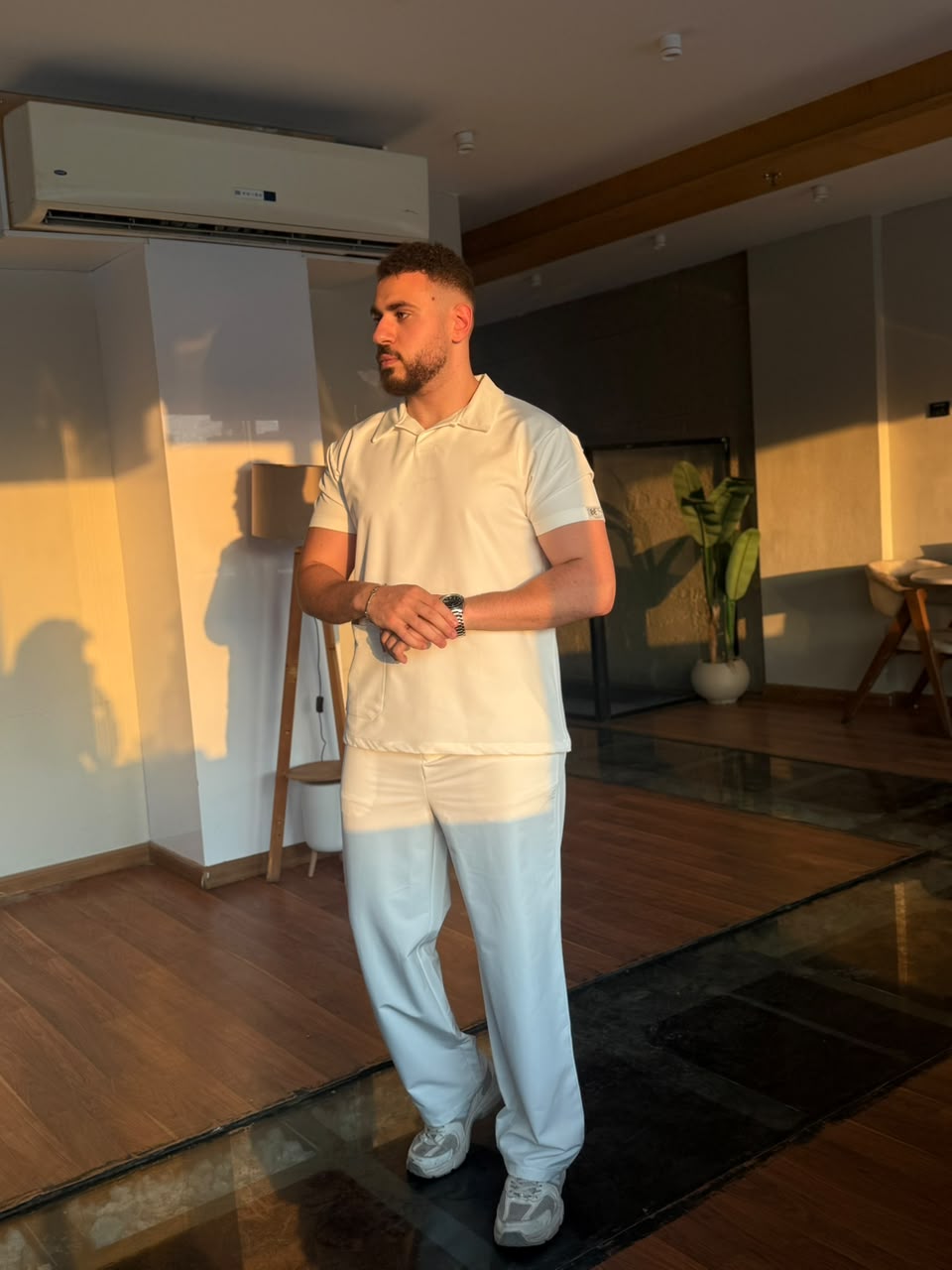 Classic Scrub In White