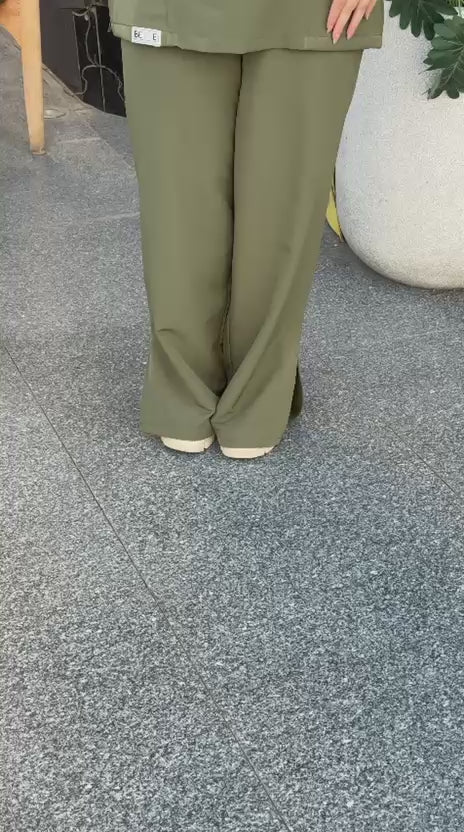 Feminie In Olive